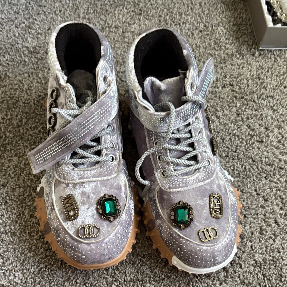 Taxi Stylish sneakers with Gem Accents **NEVER WORN **